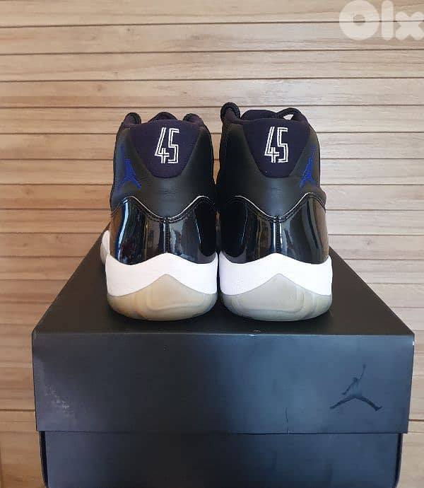 Air Jordan 11 Space Jam 2
