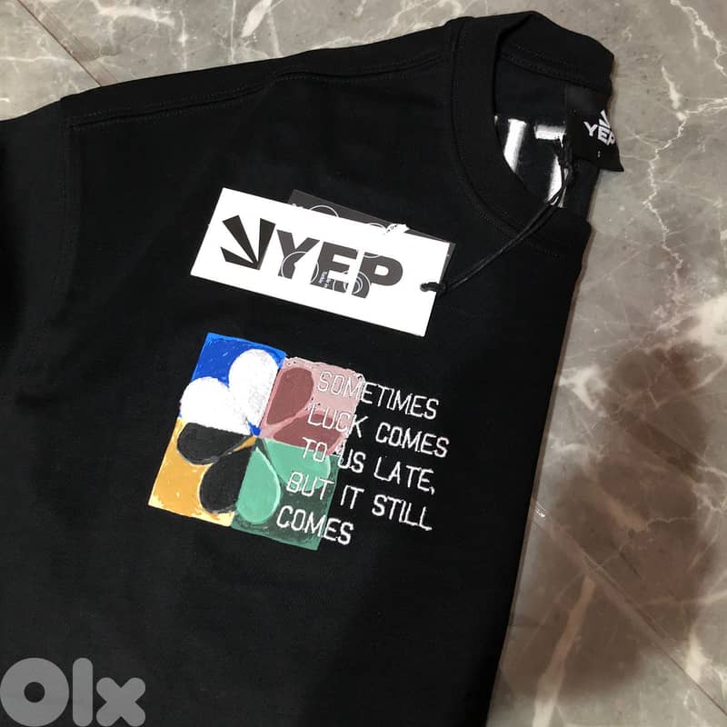 YEP - T-shirt Black oversize size S 10