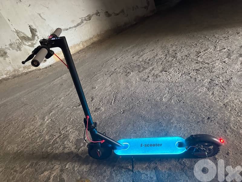 Electric scooter 8