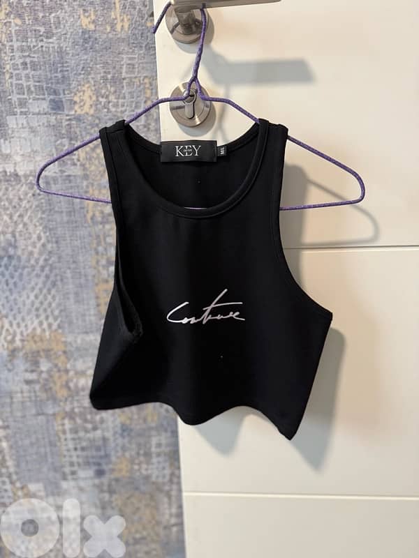 black crop top new s/m available in black and green 0