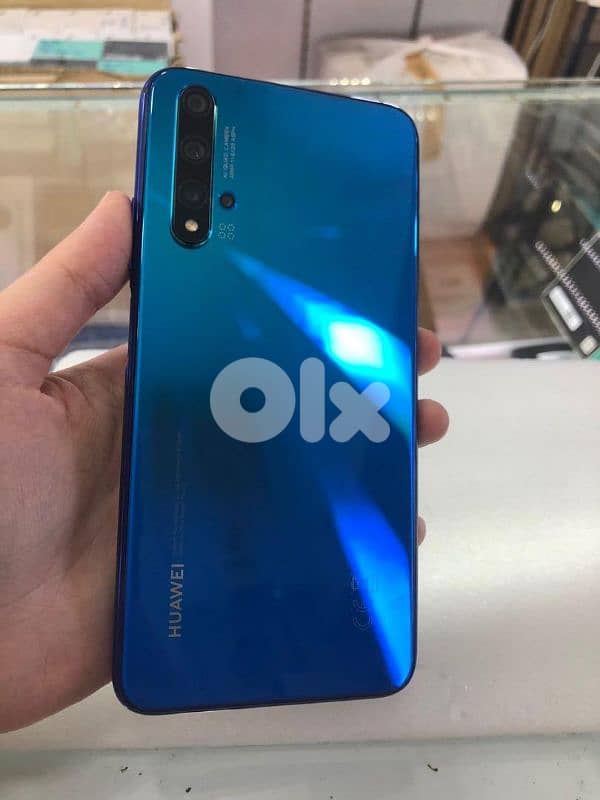 Huawei nova5T 1