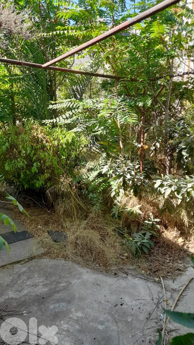 أرض للبيع في الحدث Land for sale in Hadath 3