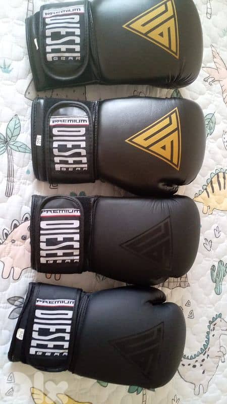 TWO BOXING GLOVES (DIESEL) size 10 oz 0