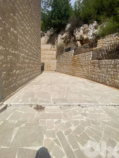 450 SQ APARTMENT FOR RENT IN RABWEH PRIME WITH TERRACE (RABR-117)