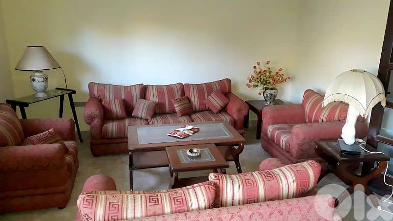 Whole living room - سعر رائع صالون كامل 0