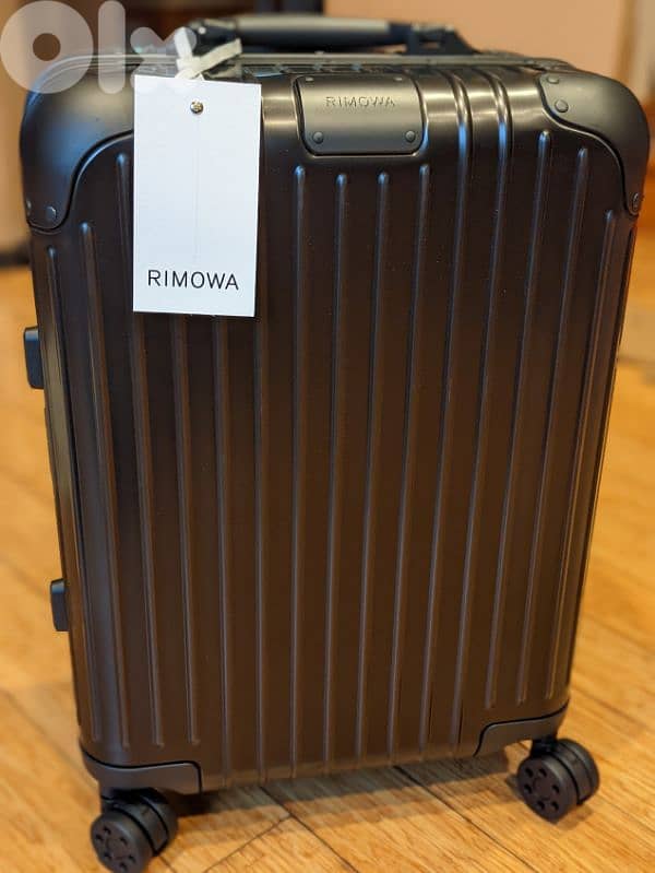Rimowa Carry on Suitcase 0
