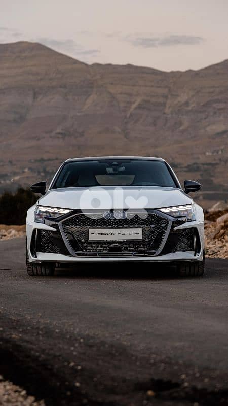Audi RS3 2025 only 3000km 0