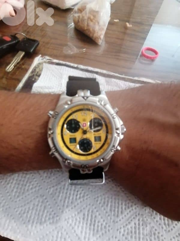 suiss military analog digital suiss 0