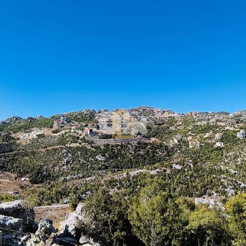 Land for sale in Feytroun JD193 أرض  للبيع في فيطرون 4
