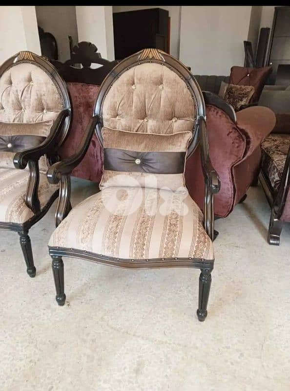 طقم كنبايات شغل توصاية كتير نظيف 4