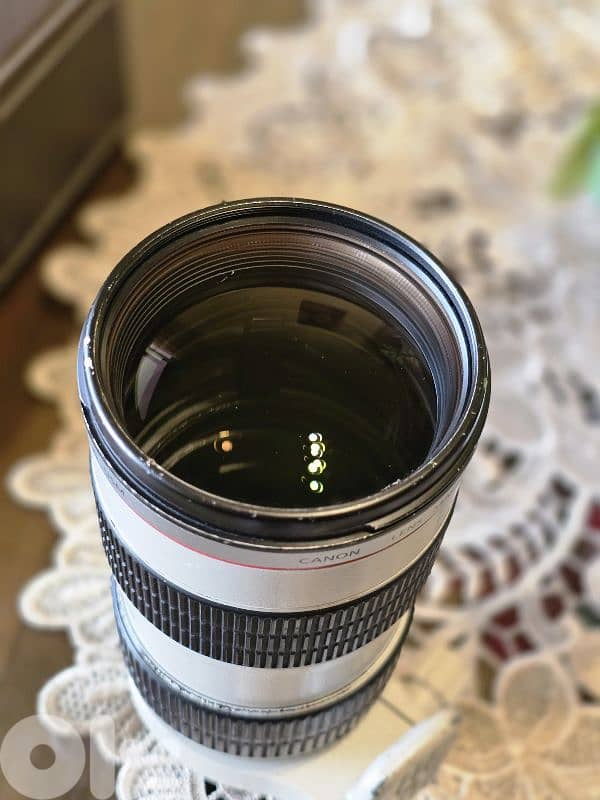 in good condition/ Canon EF 70-200mm f/2.8L USM 2