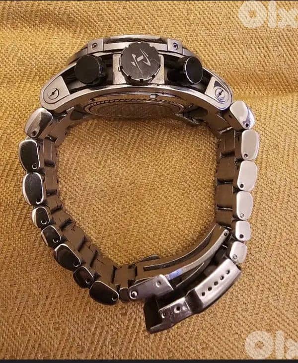 invicta zeus Swiss made 2