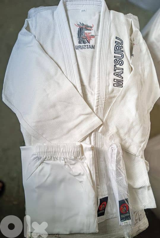 Premium Judo Uniform – Strength, Comfort & Durability in Every Throw 0