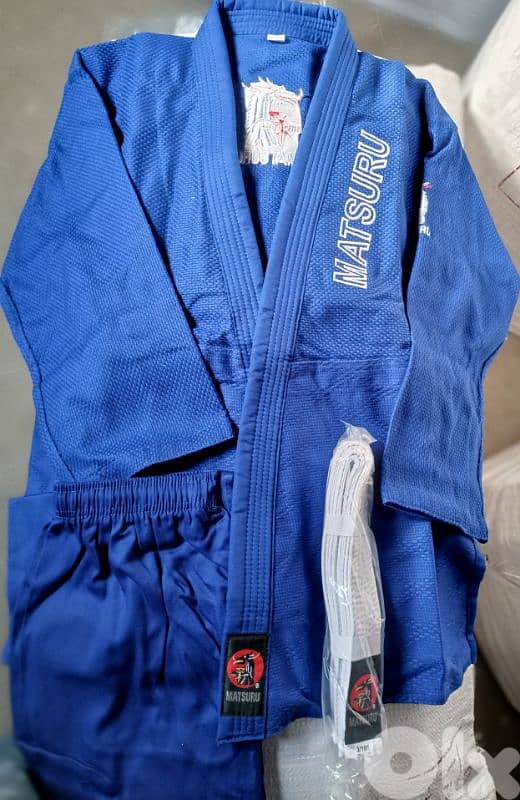 Premium Judo Uniform – Strength, Comfort & Durability in Every Throw 1