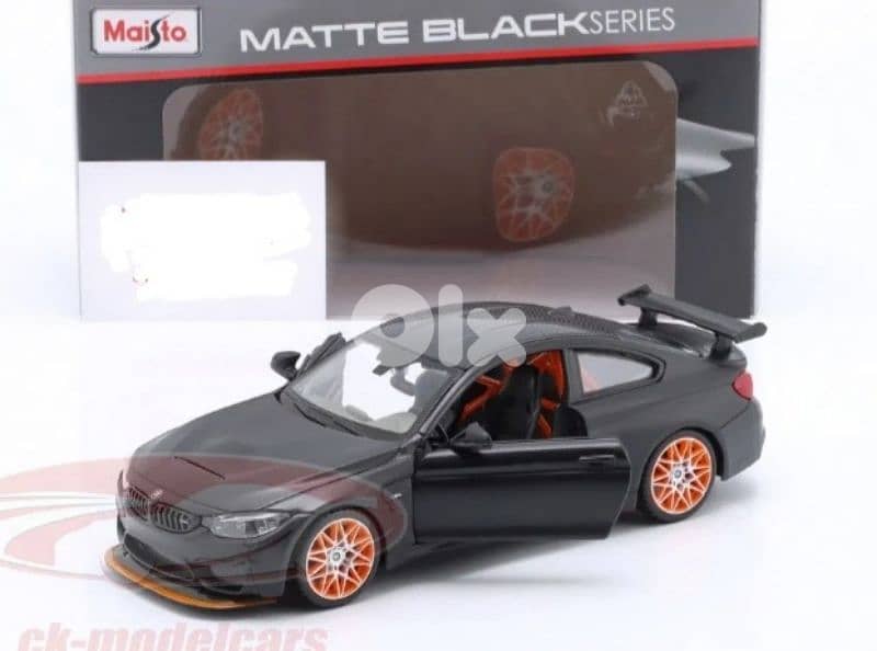 BMW M4 GTS diecast car model 1;24 5