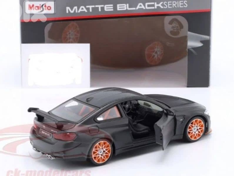 BMW M4 GTS diecast car model 1;24 6