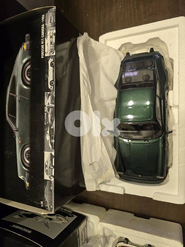 1:18 Porsche 911 Carrera 1