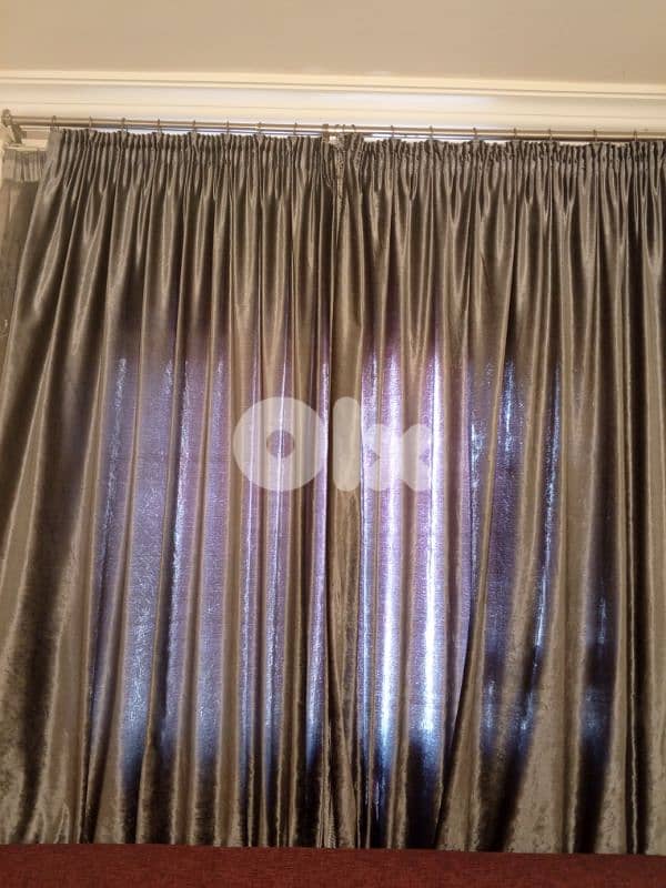Curtains 0
