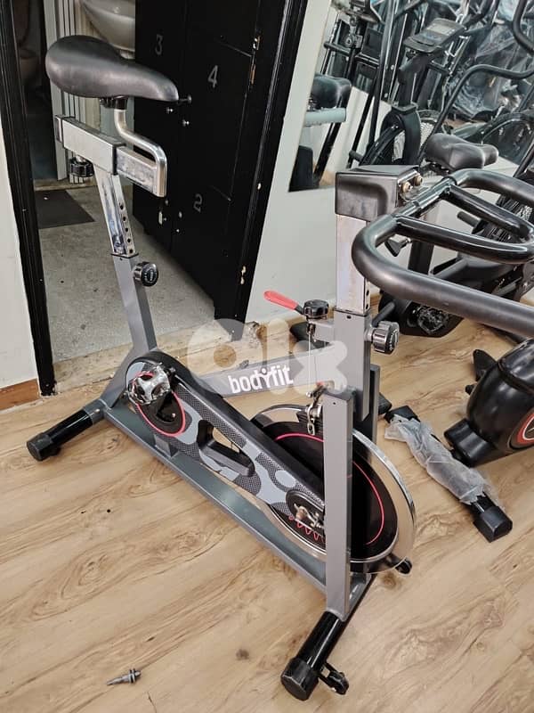 spinning bike body fit like new 2