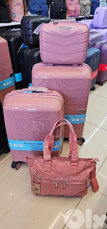 40% OFF Travel bags sets Swiss with warranty 0