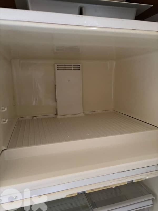 Refrigerator Maytag 36 inches 3
