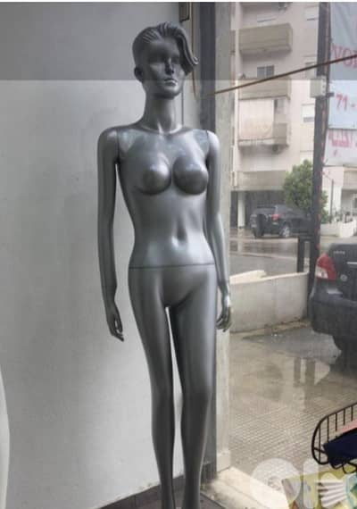 مانوكان رجالي ونسائي من ايطاليا ما في منهم بلبنان سعر الواحد