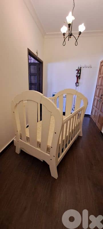 Big White Bed for Babys + Gift 4