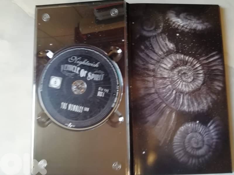 Nightwish – Vehicle Of Spirit Double Blu-ray box set including The Wem 1