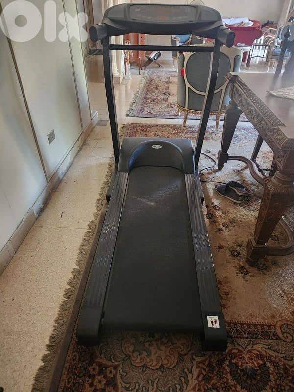 Treadmill 300 $ 1