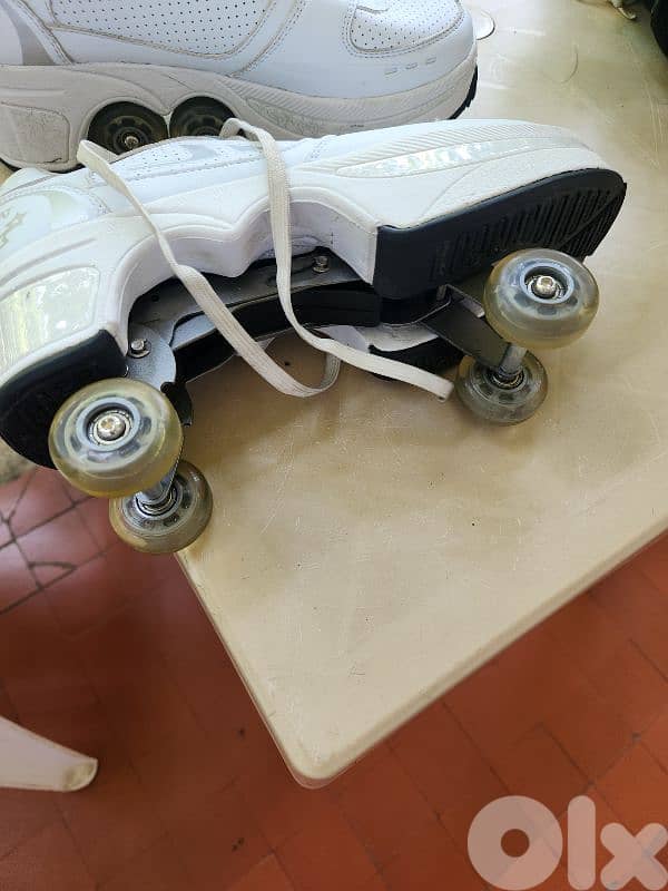 Roller skates shoes 1