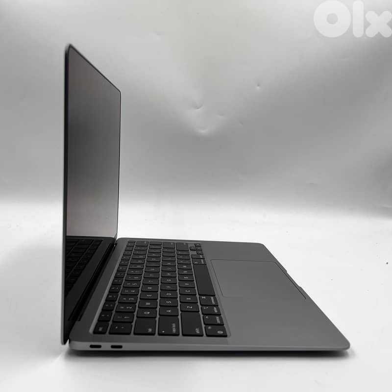 5373-Used Laptop Apple Macbook  Air 2020 3