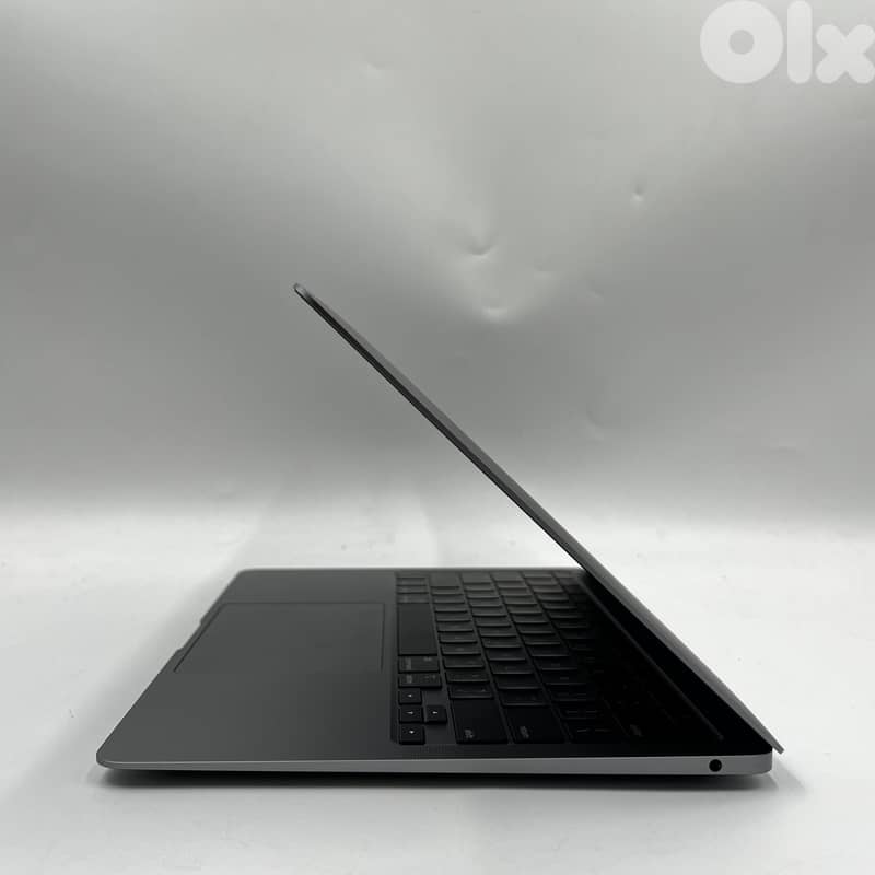 5373-Used Laptop Apple Macbook  Air 2020 6