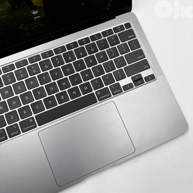 5373-Used Laptop Apple Macbook  Air 2020 11