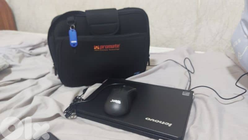 Lenovo S10e mini laptop 2