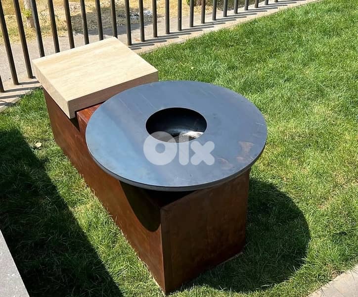 barbecue wood grill BBQ 2