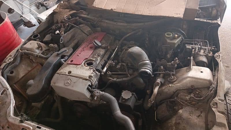 moteur slk 230 kompressor model 2001 0