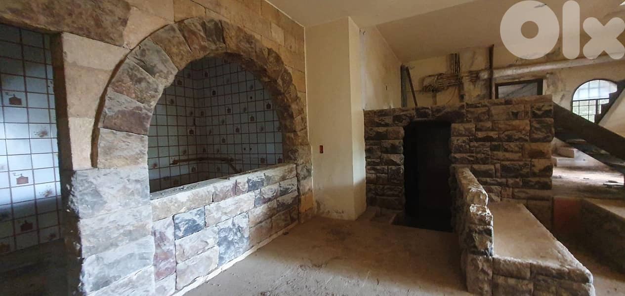 Land & Old Authentic House For Sale – Beit Mery 1