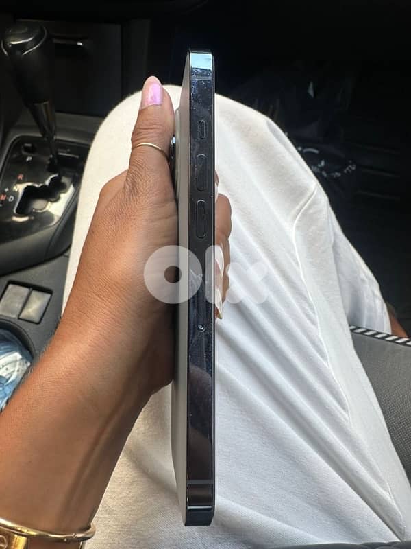 I Phone 13 PRO 128 GB Blue 3