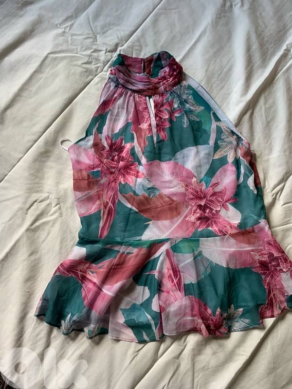 Floral too size 14 1