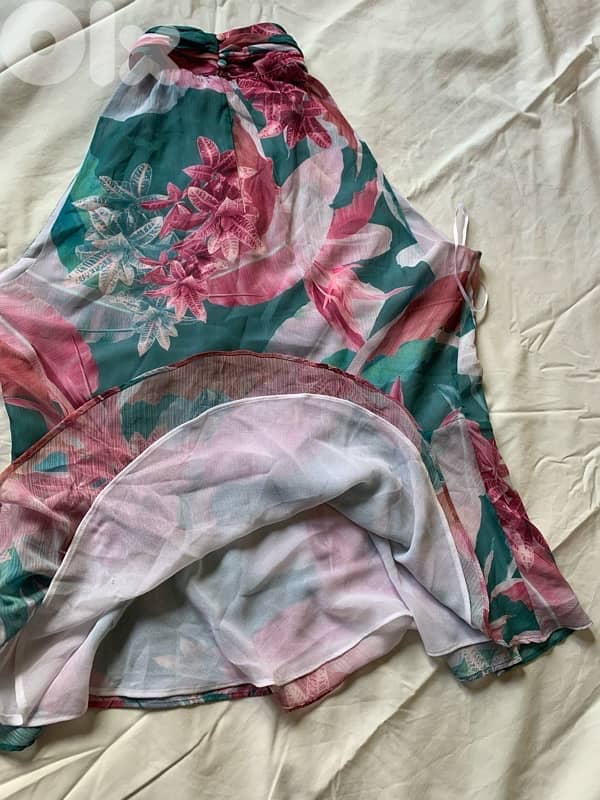Floral too size 14 4