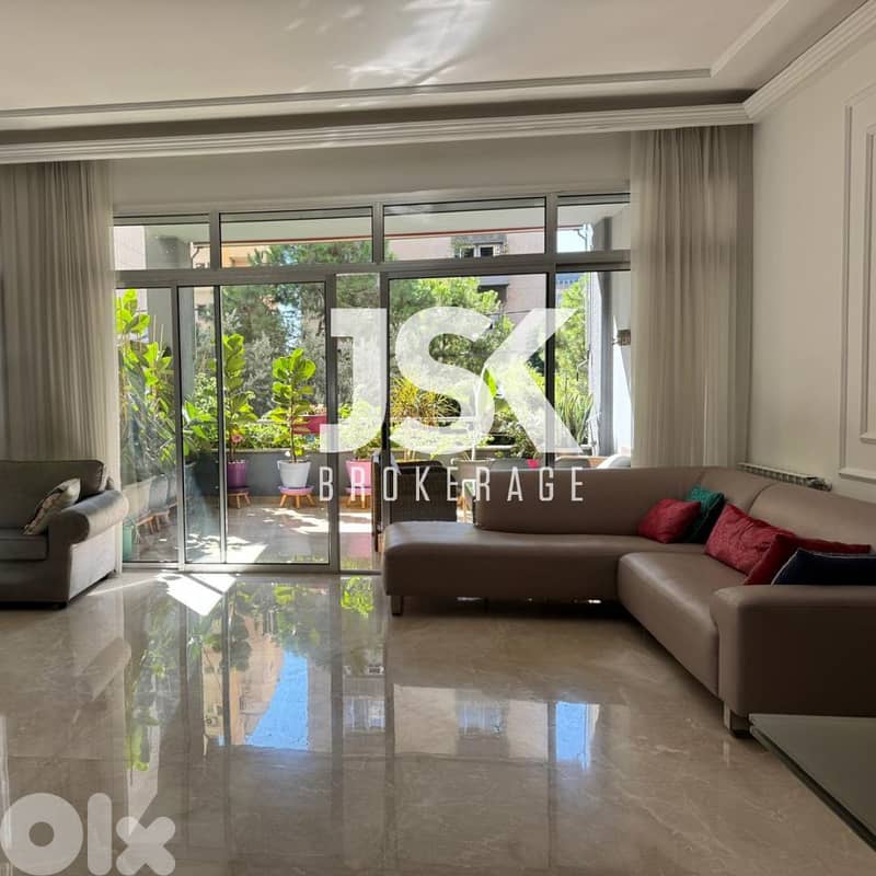 L18900 - Elegant & Spacious 3-Bedroom Apartment For Sale in Badaro 0