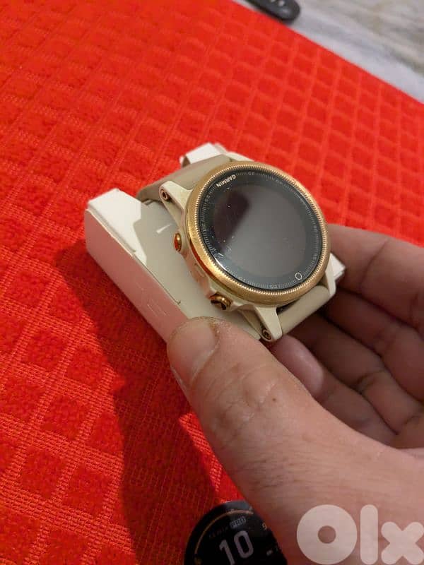 Garmin Fenix 5s Rose gold Saphire edition 2