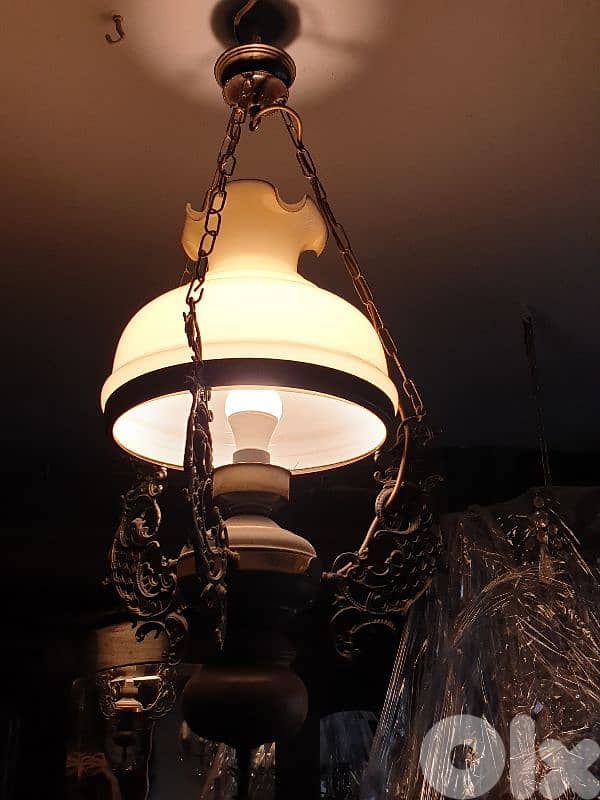 opaline chandelier 2
