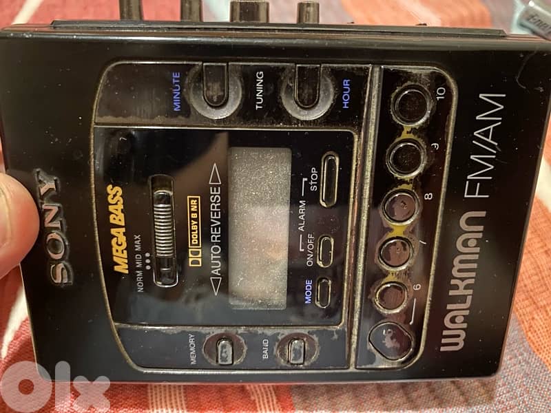 Vintage walkmans for sale 1