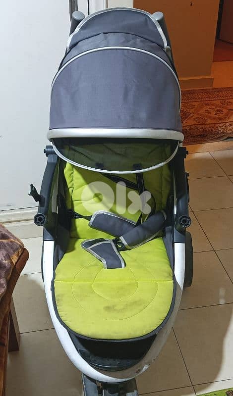 stroller 0