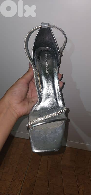 silver heels 2