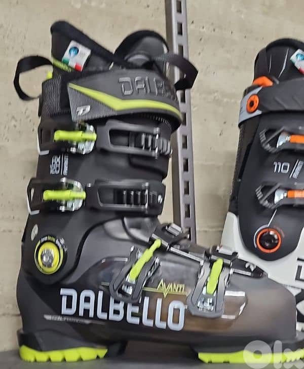 ski boots 0