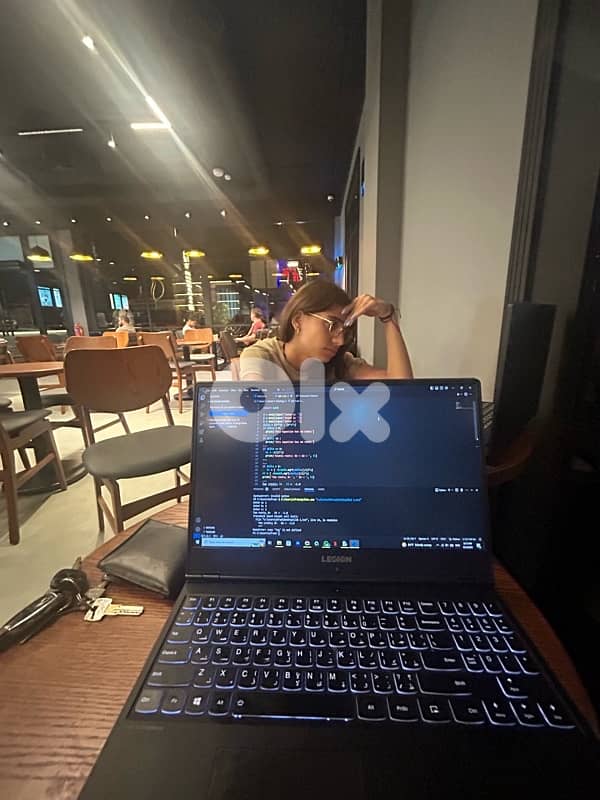 Lenovo legion Y540-15IRH with box 1