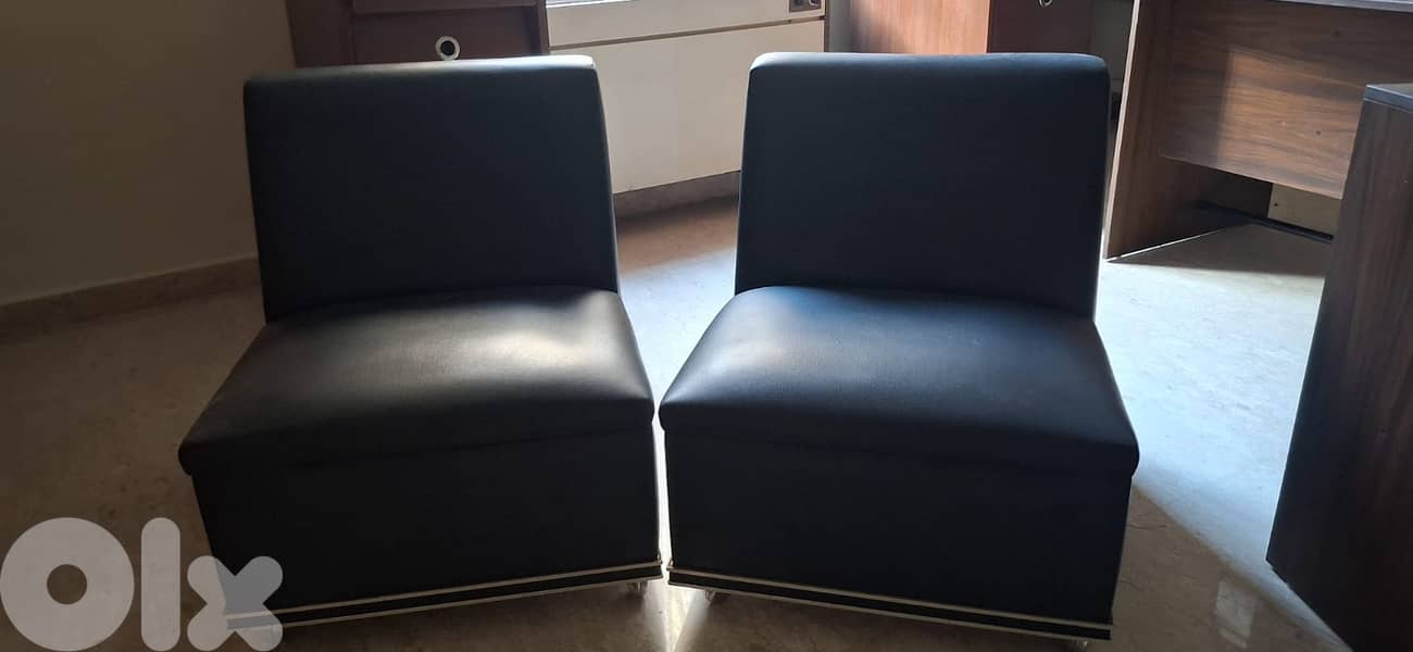 chairs couch 0