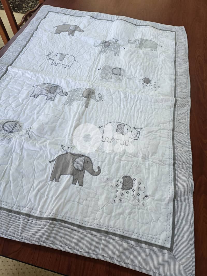 Bed bumper for baby with blanket and cover 5